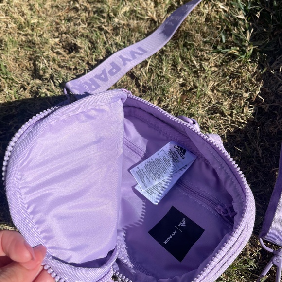 Adidas x Ivy Park crossbody - Picture 3 of 5